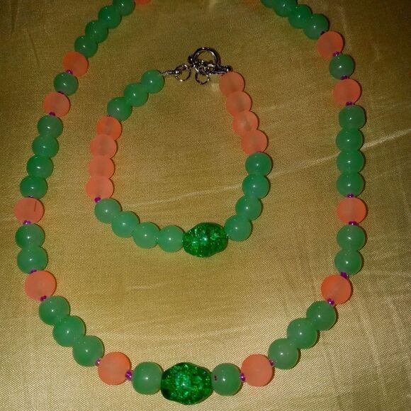 Jade Jewelry set - Picture 3 of 9